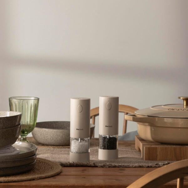 USB Rechargeable Electric Salt or Pepper Mill Stone