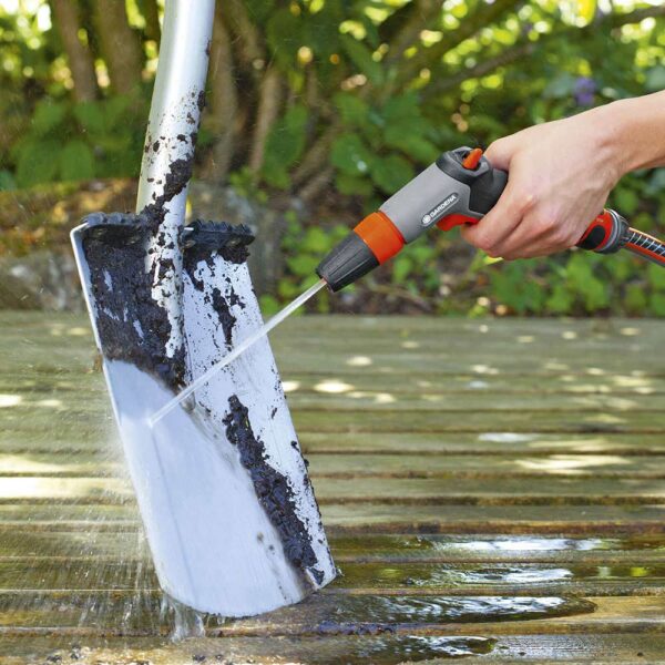 Gardena Classic Cleaning and Water Spray Nozzle Gun